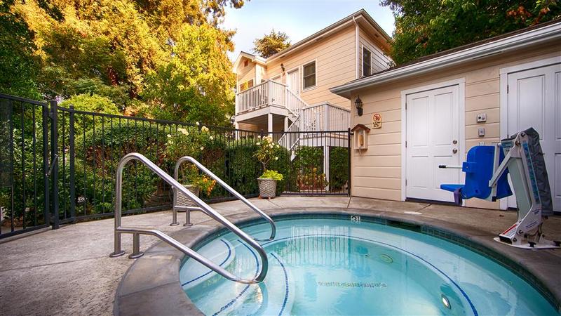 Отель Elm House Inn