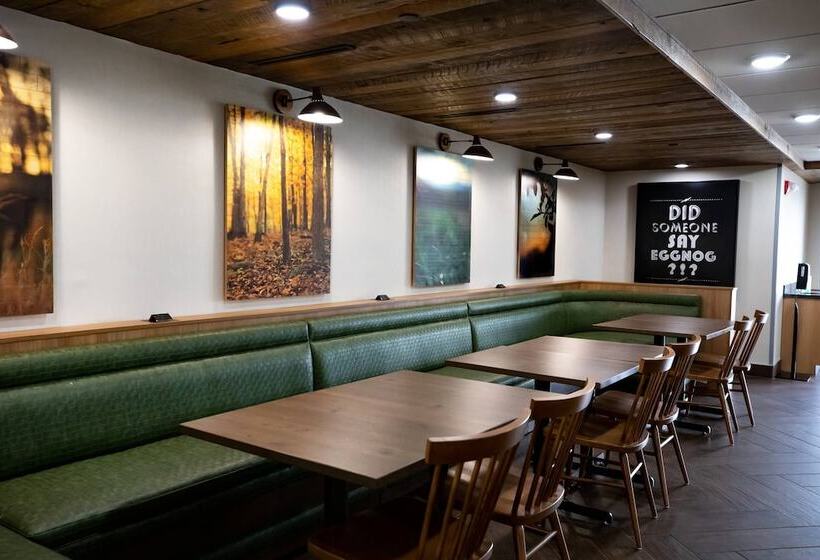 בית מלון כפרי Fairfield By Marriott Inn & Suites Louisville Airport