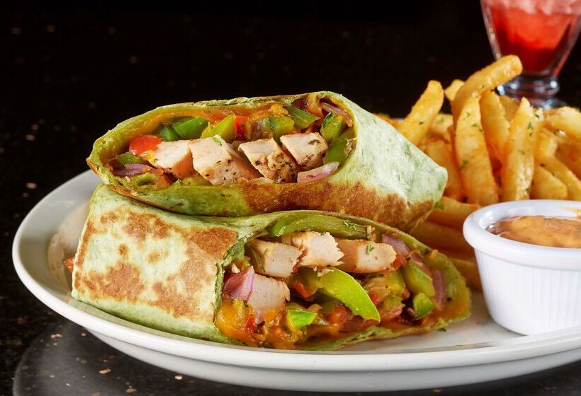 فندق Ramada By Wyndham Flamingo Water Park