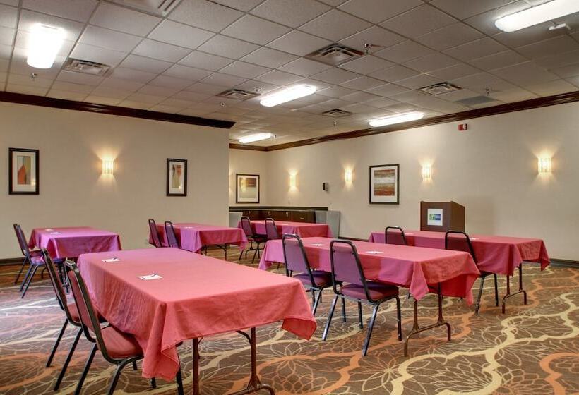 Holiday Inn Express Hotel Fort Campbell Oak Grove, An Ihg