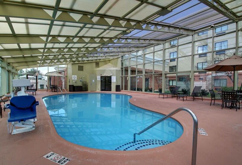 Holiday Inn Express Hotel Fort Campbell Oak Grove, An Ihg