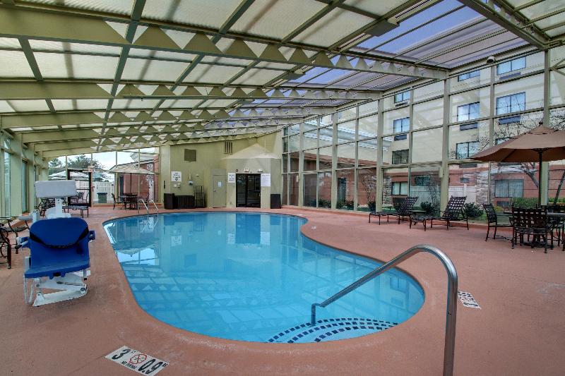 Holiday Inn Express Hotel Fort Campbell Oak Grove, An Ihg