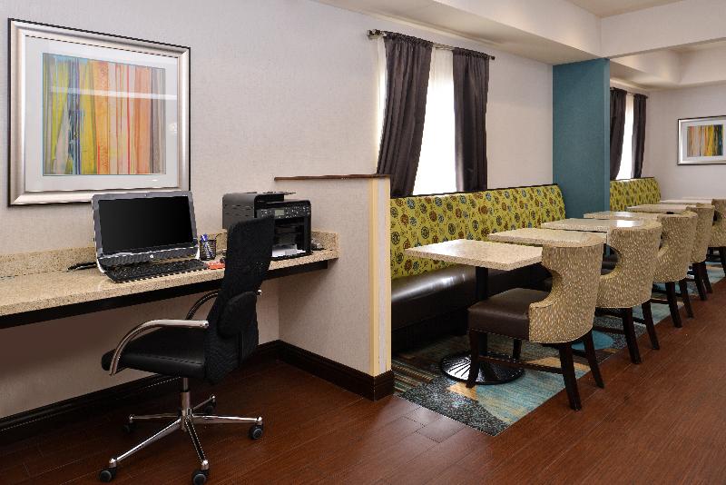 ホテル Holiday Inn Express Montgomery East I 85, An Ihg