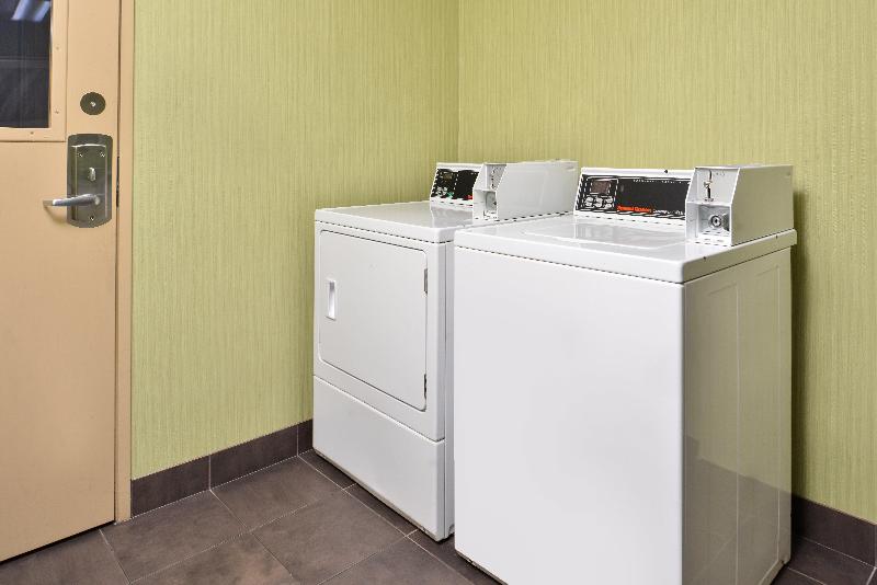 فندق Holiday Inn Express Montgomery East I 85, An Ihg