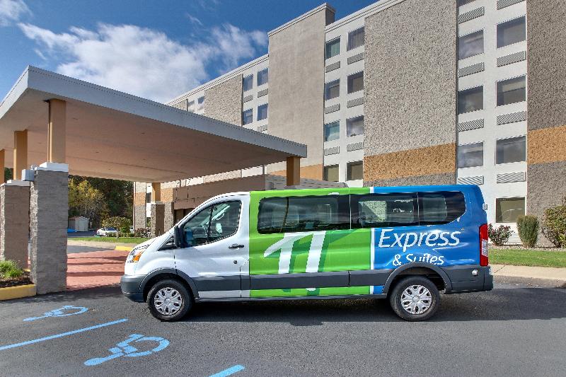 هتل Holiday Inn Express Pittston  Scranton Airport, An Ihg