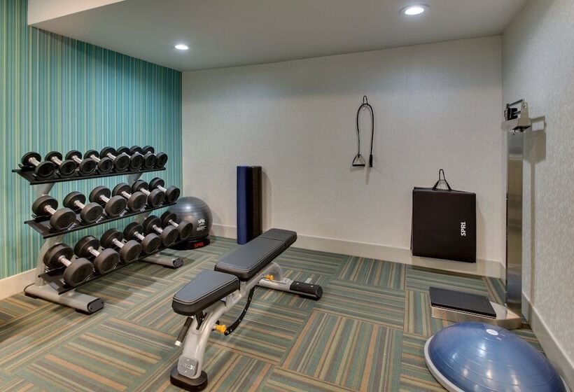 酒店 Holiday Inn Express Pittston  Scranton Airport, An Ihg
