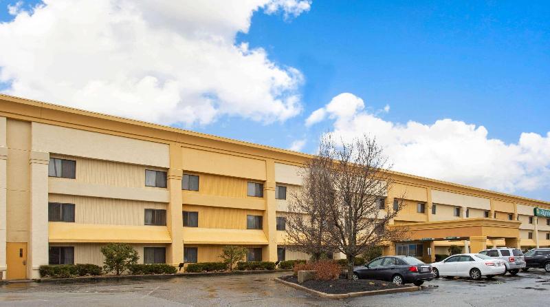 فندق La Quinta Inn By Wyndham Auburn Worcester