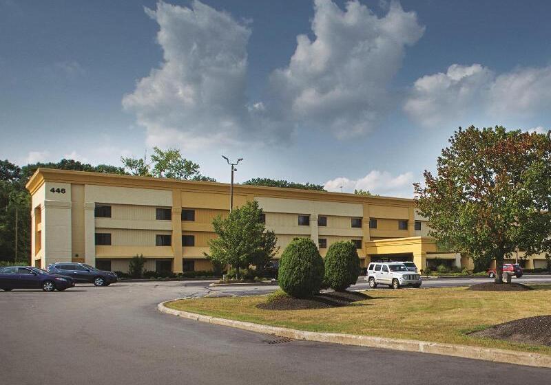 فندق La Quinta Inn By Wyndham Auburn Worcester