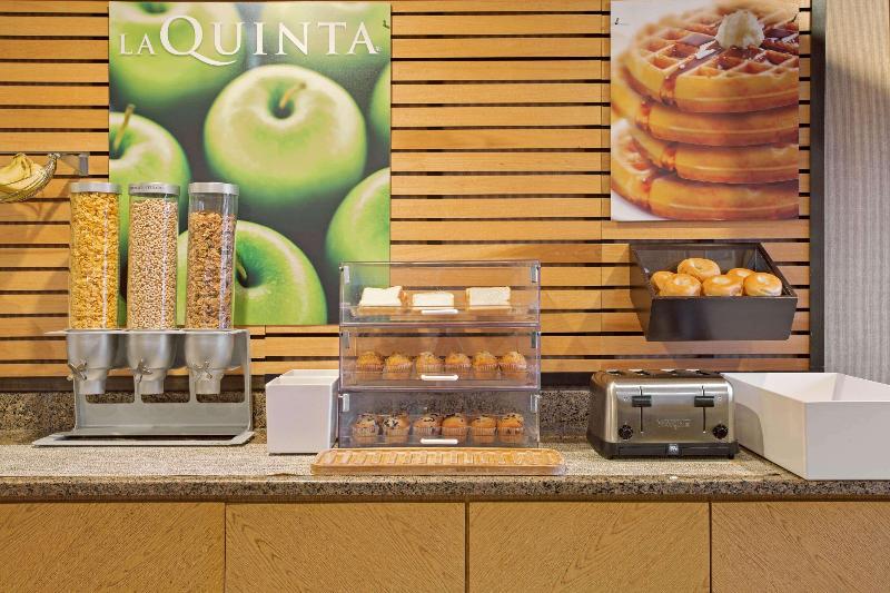 فندق La Quinta Inn By Wyndham Auburn Worcester