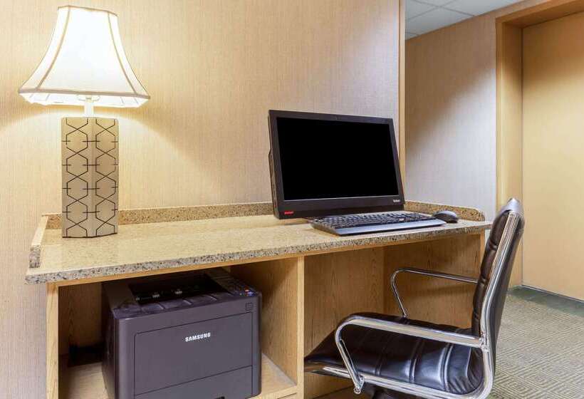 فندق La Quinta Inn By Wyndham Chicago Willowbrook