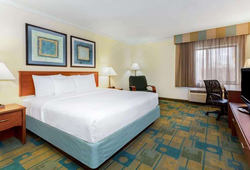 فندق La Quinta Inn By Wyndham Chicago Willowbrook