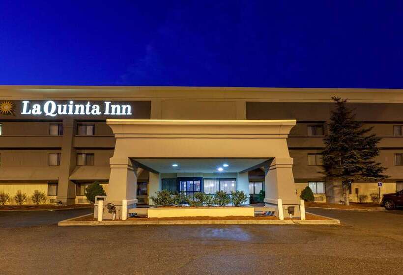 호텔 La Quinta Inn By Wyndham Detroit Canton