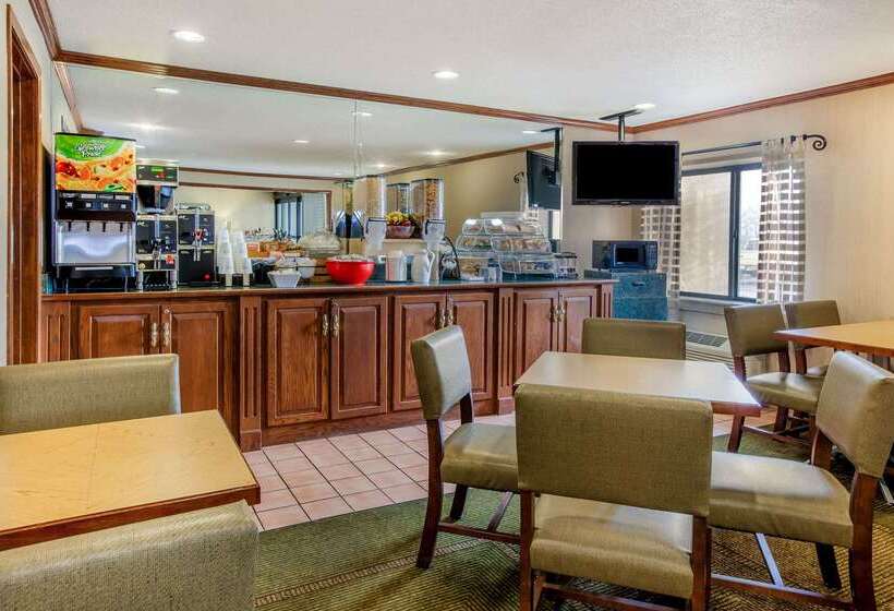 فندق La Quinta Inn By Wyndham Detroit Southgate