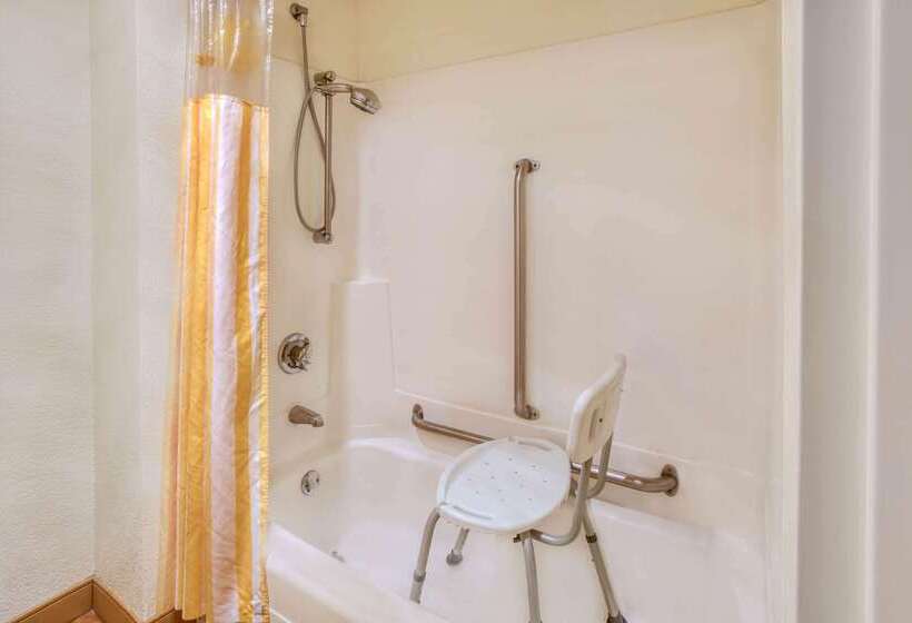 هتل La Quinta Inn By Wyndham Minneapolis Airport Bloomington