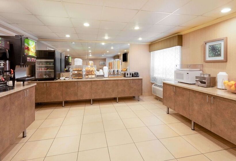 ホテル La Quinta Inn By Wyndham Minneapolis Airport Bloomington