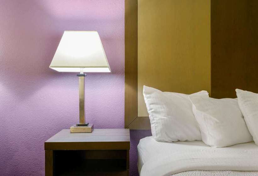 هتل La Quinta Inn By Wyndham North Myrtle Beach