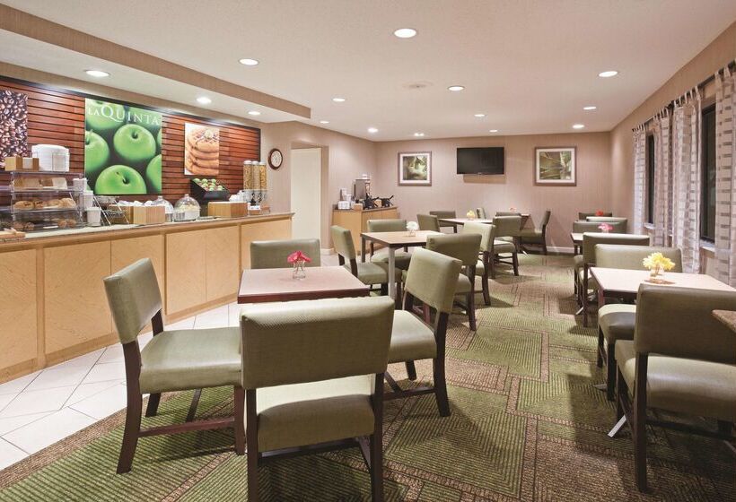 فندق La Quinta Inn By Wyndham Sheboygan