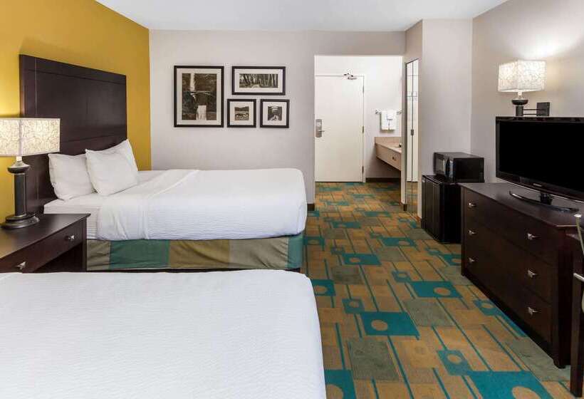 فندق La Quinta Inn By Wyndham Sheboygan