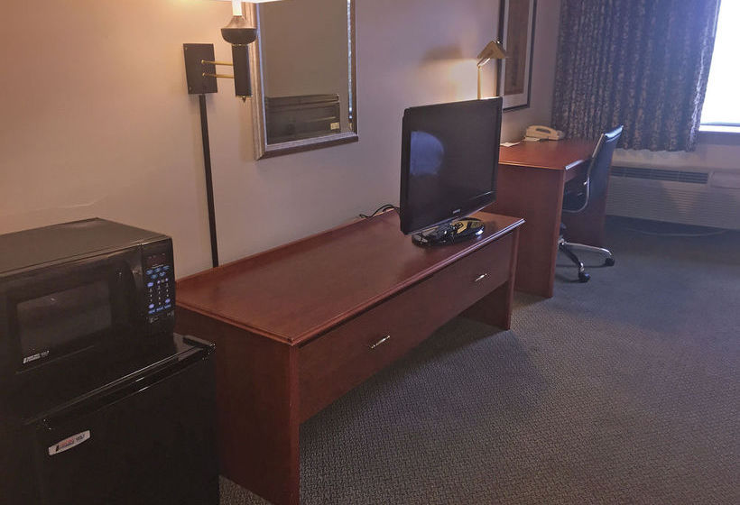 فندق La Quinta Inn By Wyndham Milwaukee West Brookfield