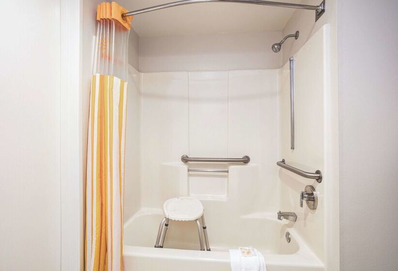 فندق La Quinta By Wyndham Atlanta Roswell