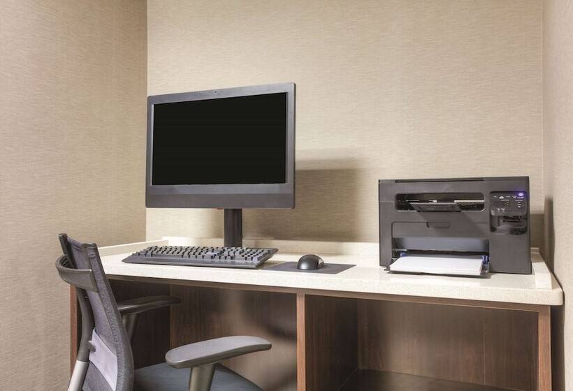 فندق La Quinta By Wyndham Atlanta Roswell