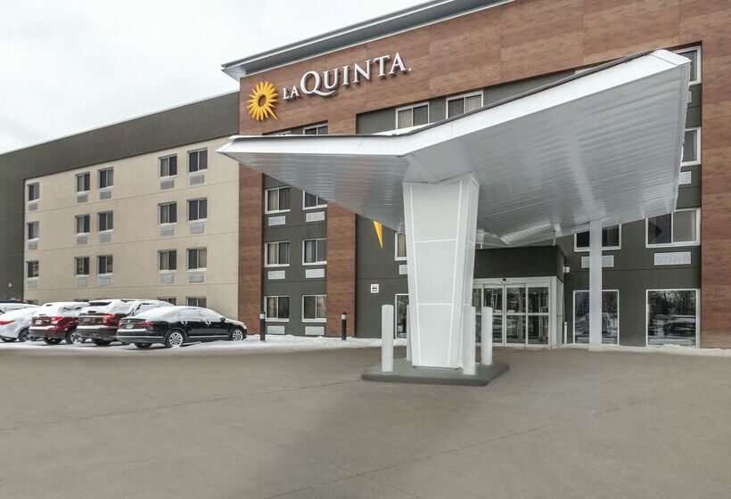호텔 La Quinta By Wyndham Cleveland   Airport North