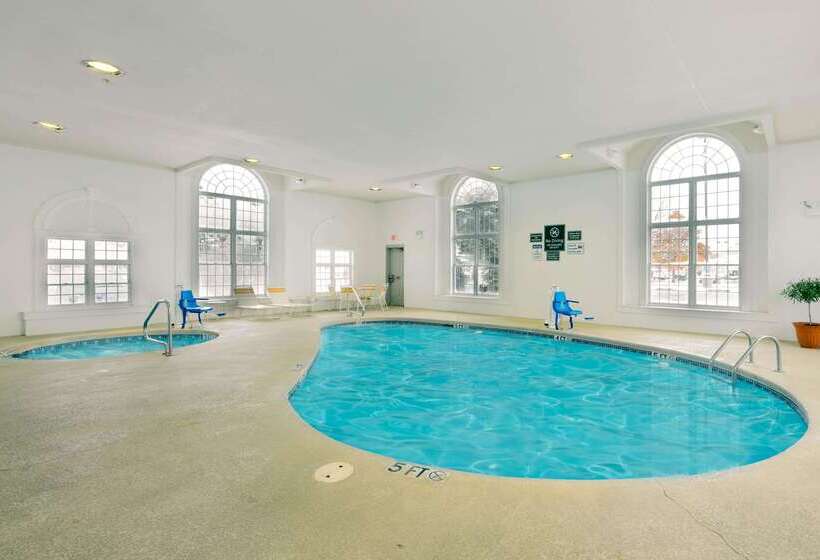 فندق La Quinta By Wyndham Cleveland Macedonia