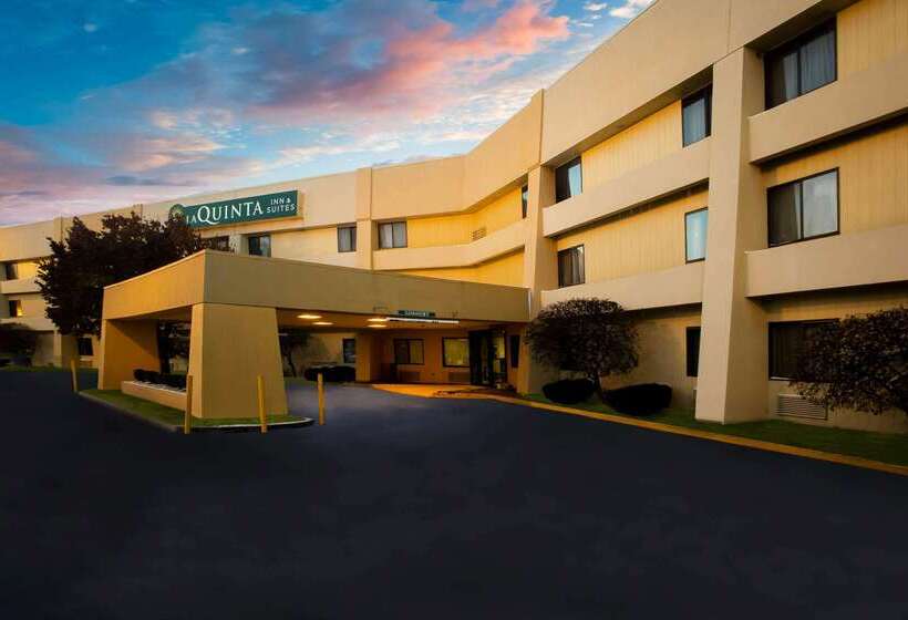 فندق Baymont By Wyndham Columbia, Mo