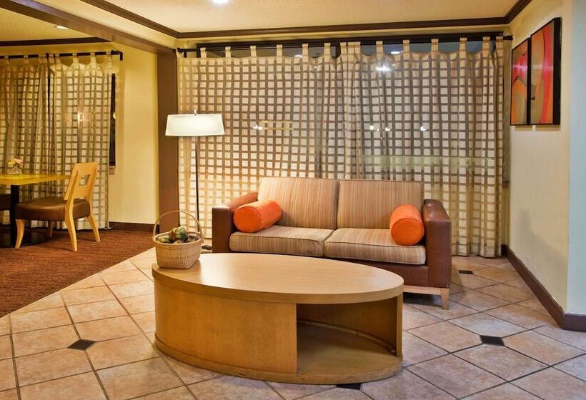 בית מלון כפרי Travelodge By Wyndham Columbus State University