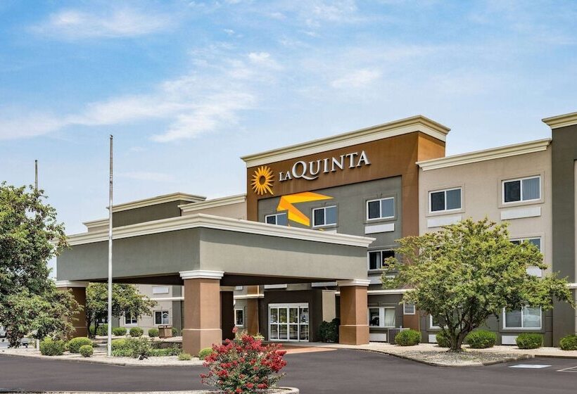 Отель La Quinta By Wyndham Evansville