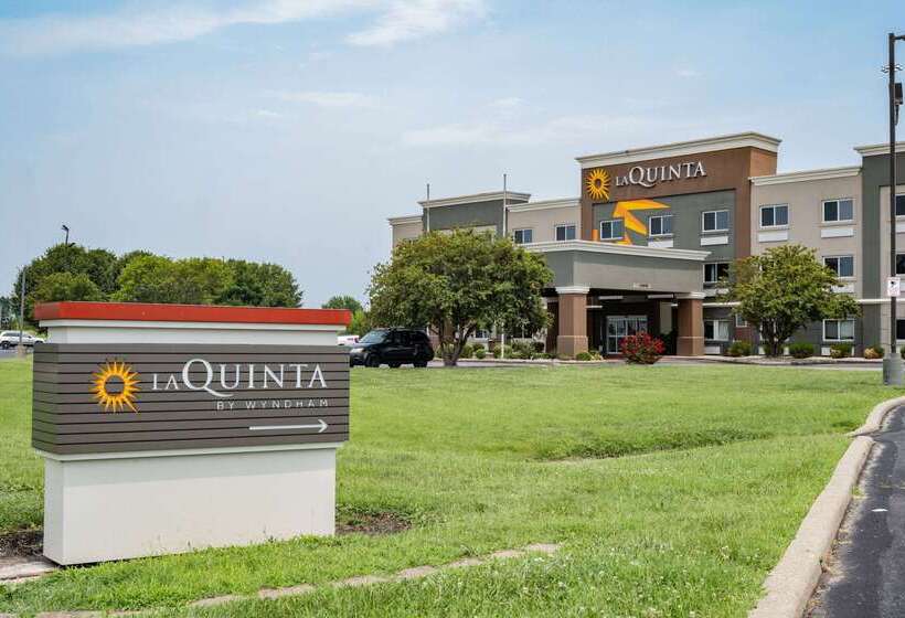 Отель La Quinta By Wyndham Evansville