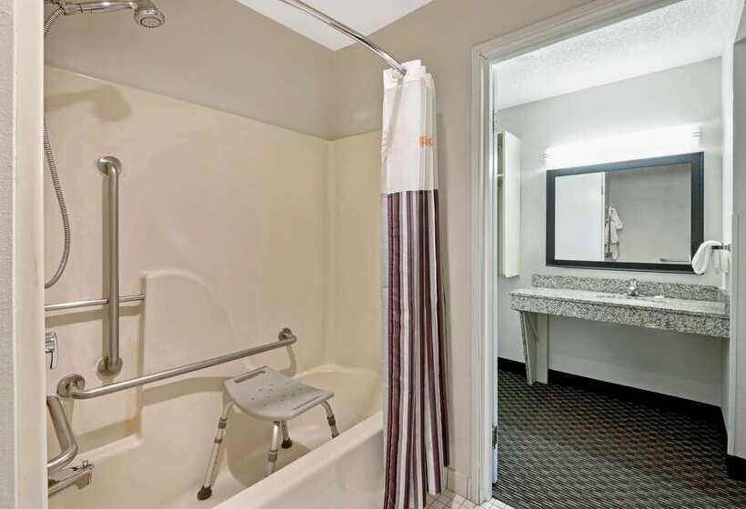 فندق La Quinta By Wyndham Harrisburg Airport Hershey