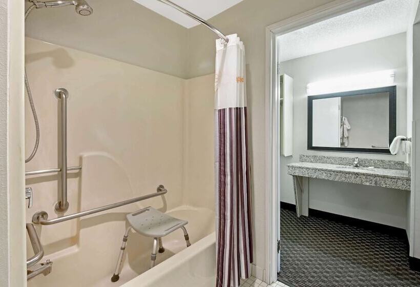فندق La Quinta By Wyndham Harrisburg Airport Hershey