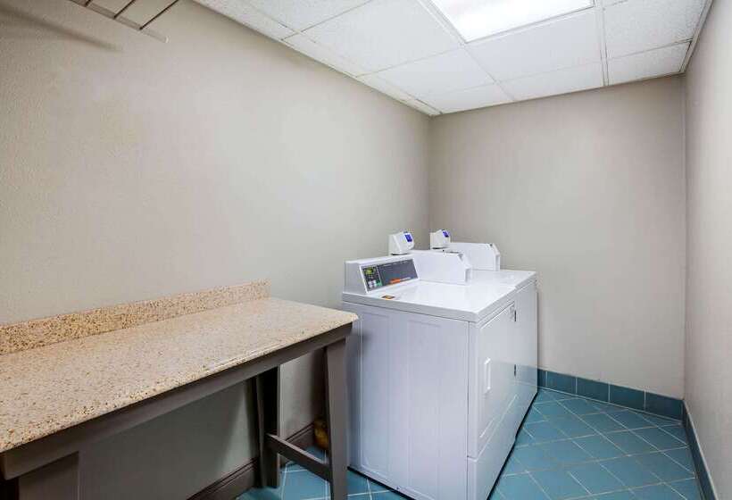 호텔 La Quinta By Wyndham Houston Baytown East