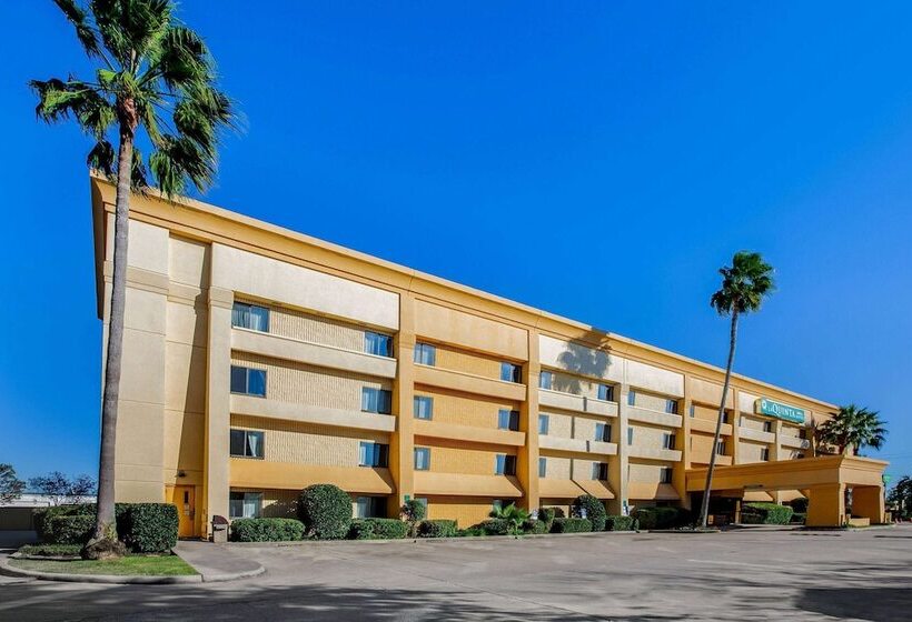 호텔 La Quinta By Wyndham Houston Baytown East