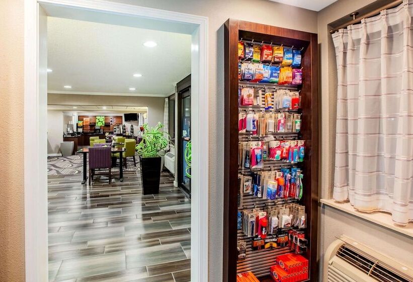 호텔 La Quinta By Wyndham Houston Baytown East