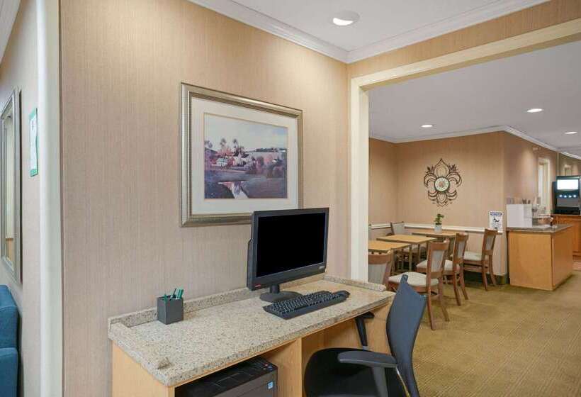 فندق La Quinta By Wyndham Jackson