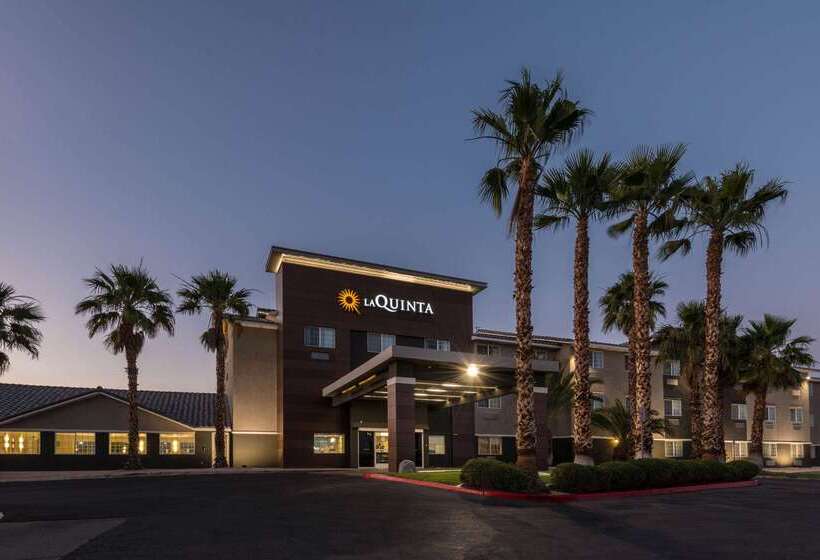 בית מלון כפרי La Quinta Inn & Suites By Wyndham Las Vegas Nellis