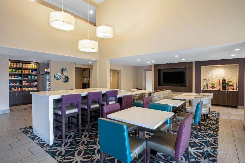 בית מלון כפרי La Quinta Inn & Suites By Wyndham Las Vegas Nellis