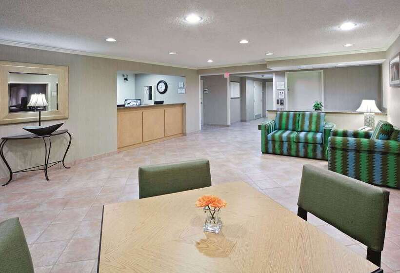 فندق La Quinta By Wyndham Mansfield Oh