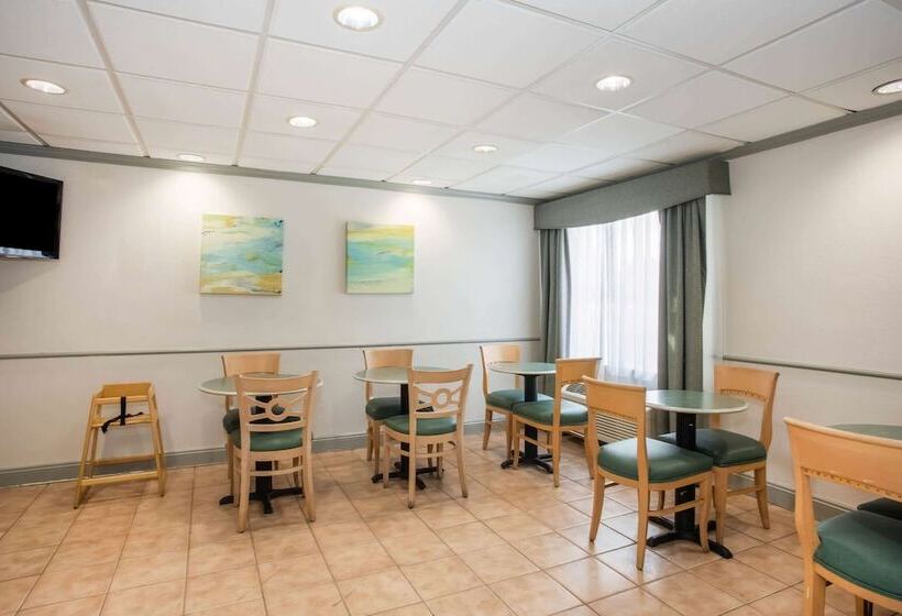 فندق La Quinta By Wyndham Melbourne Viera