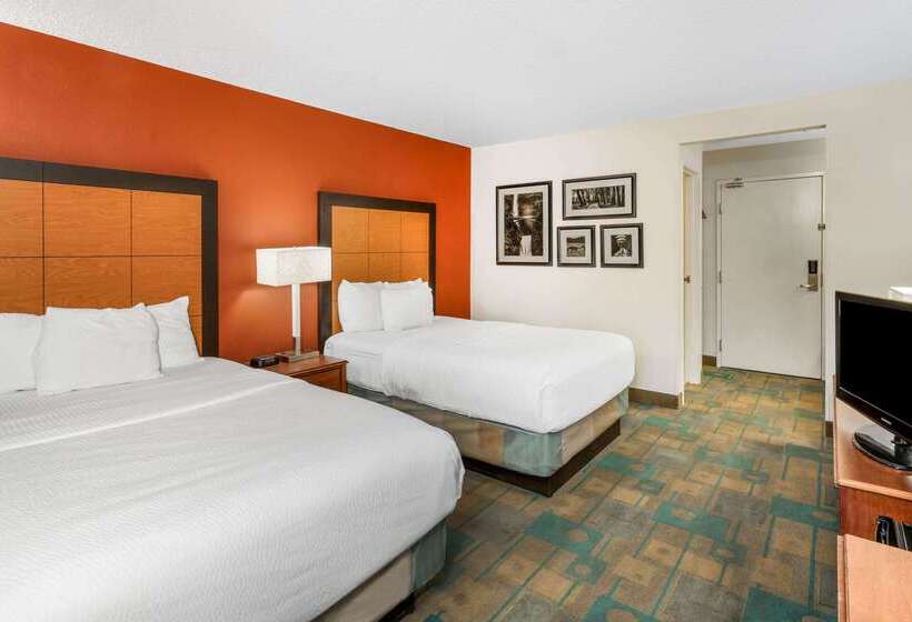 فندق Baymont By Wyndham Meridian