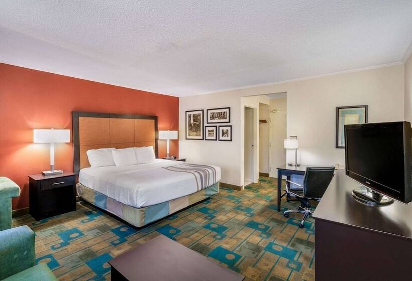 فندق Baymont By Wyndham Meridian