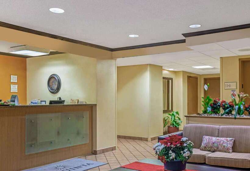 בית מלון כפרי La Quinta By Wyndham Miami Cutler Bay