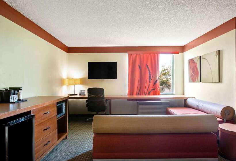 בית מלון כפרי La Quinta By Wyndham Miami Cutler Bay