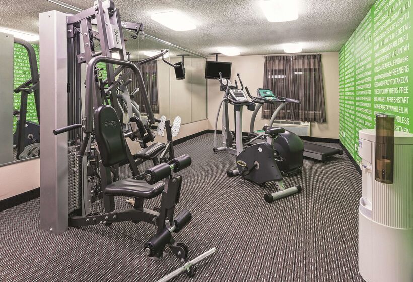 هتل La Quinta By Wyndham N Little Rock   Mccain Mall