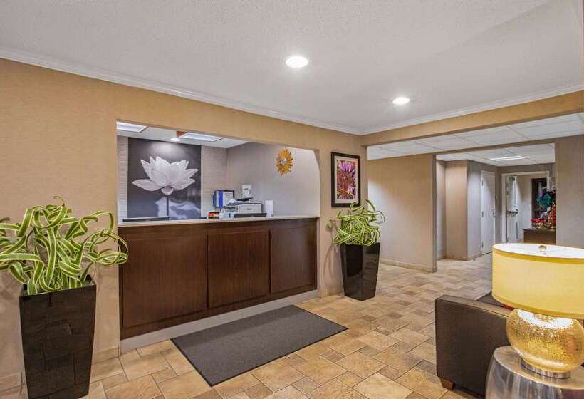 فندق La Quinta By Wyndham N Little Rock   Mccain Mall