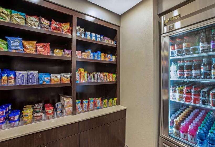 Отель La Quinta By Wyndham N Little Rock   Mccain Mall