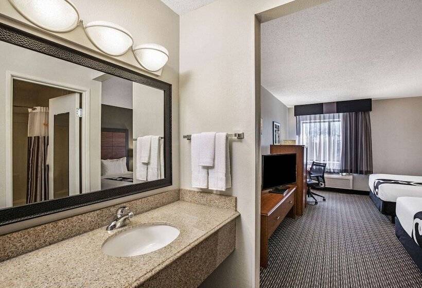 Отель La Quinta By Wyndham N Little Rock   Mccain Mall