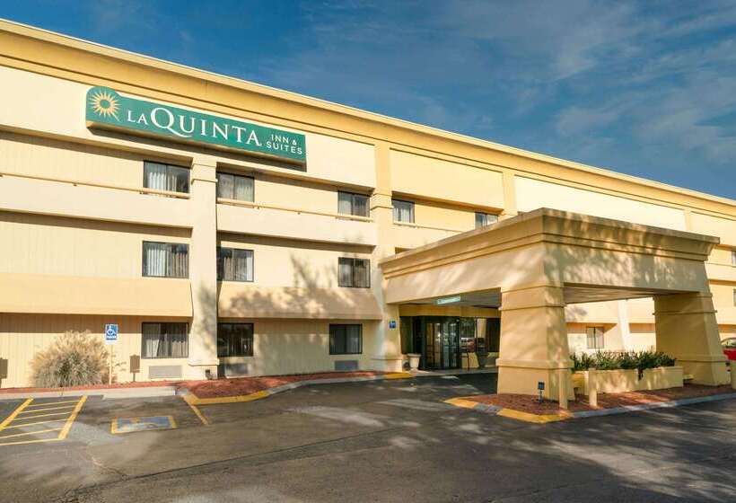 هتل La Quinta By Wyndham Nashville Airport